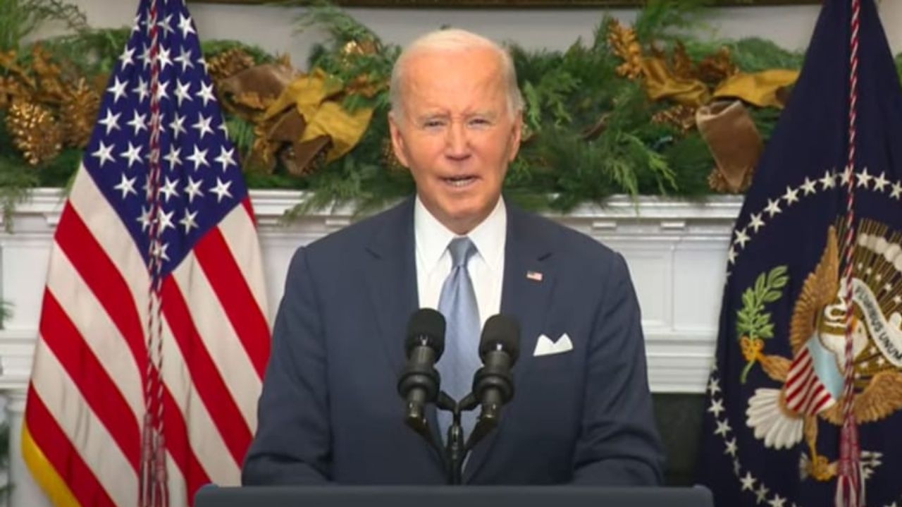 Biden condena ataque russo no Natal e reforça envio de armas à Ucrânia