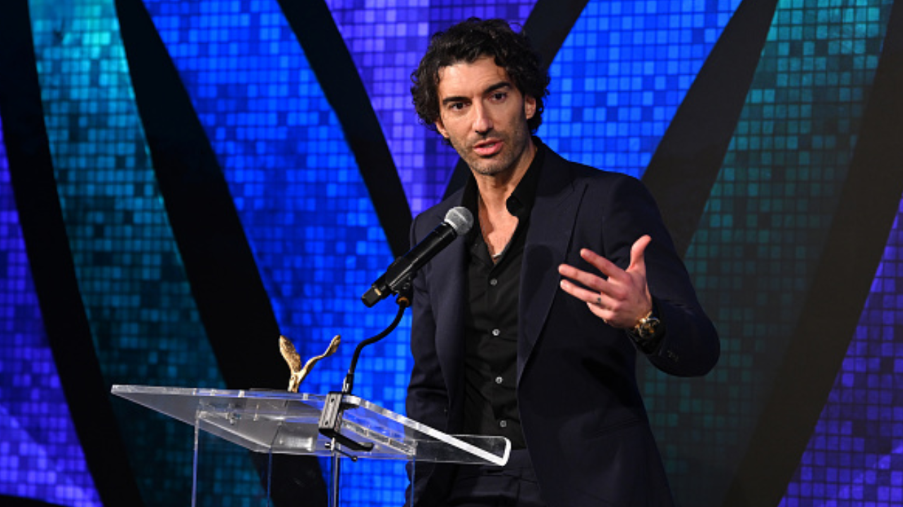 Justin Baldoni perde prêmio após ser acusado de assédio sexual por atriz