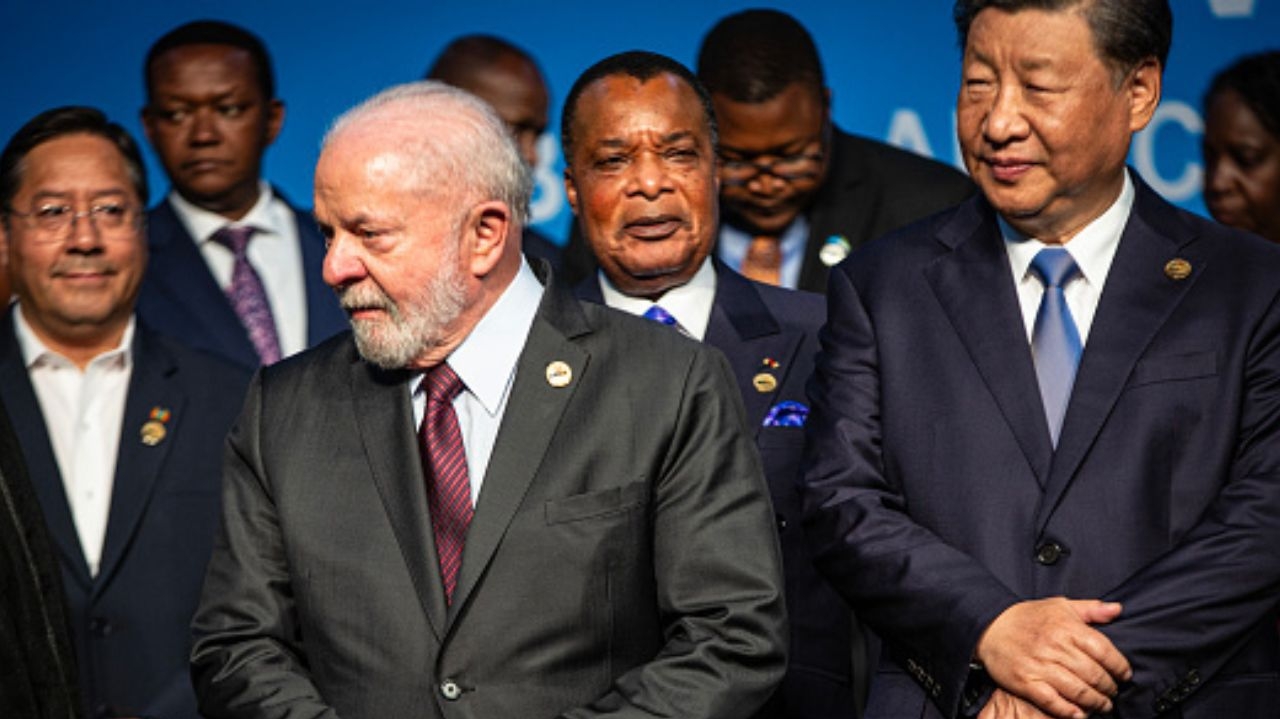 Brasil assume presidência do BRICS com foco em sustentabilidade e governança global