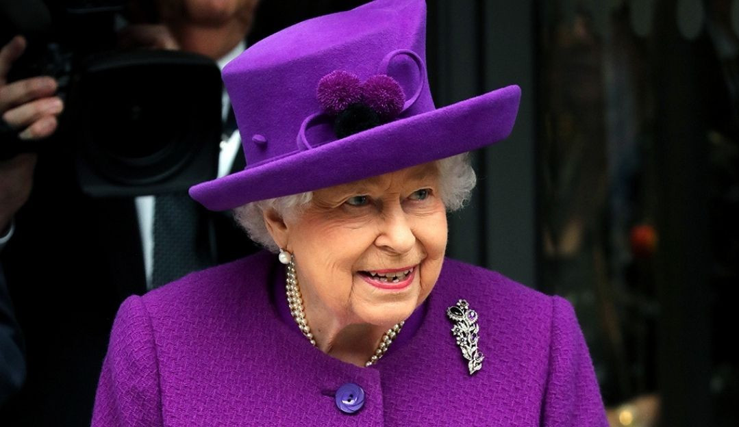 Documentário revela que Rainha Elizabeth refez fotos de casamento durante Lua de Mel