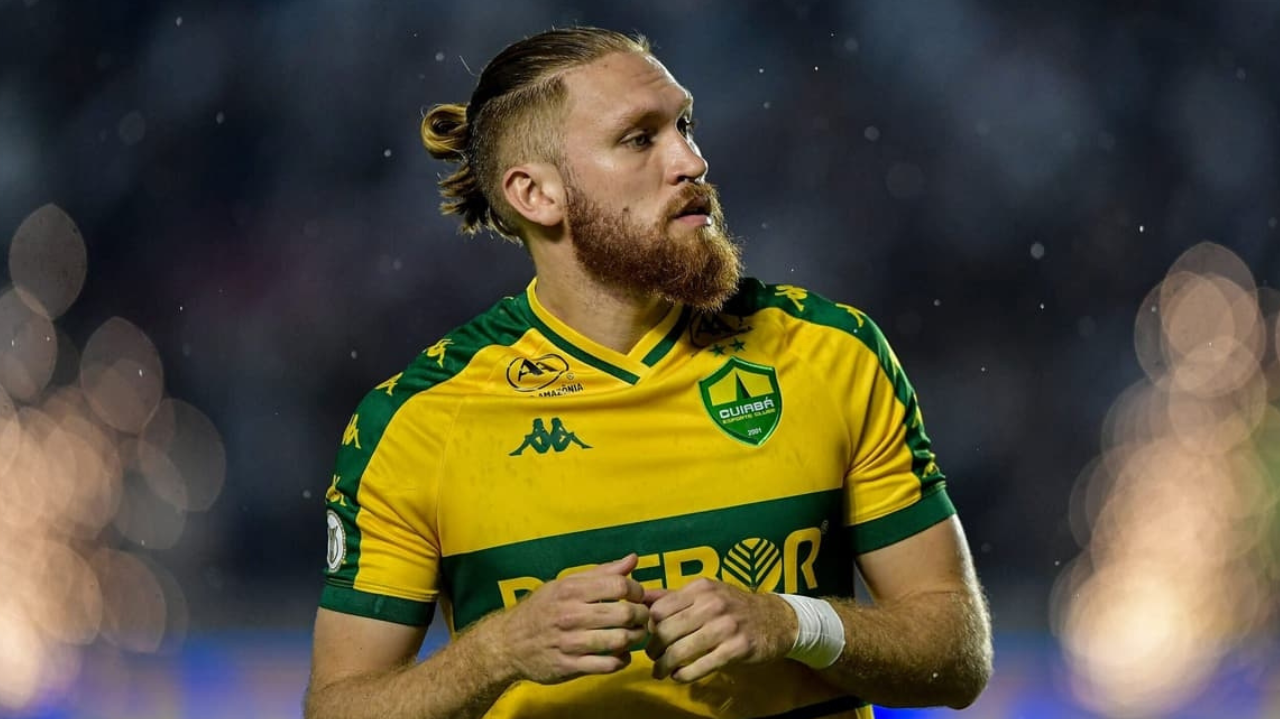 Especulado em Fluminense e Vasco, Pitta é anunciado pelo Bragantino