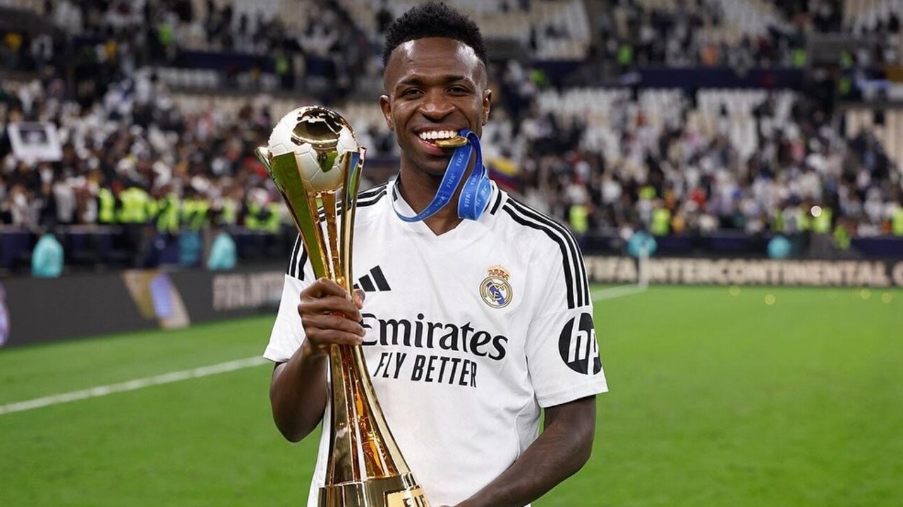 Agressão a goleiro Dimitrievski na La Liga pode render de 4 a 12 jogos de suspensão para Vini Jr.