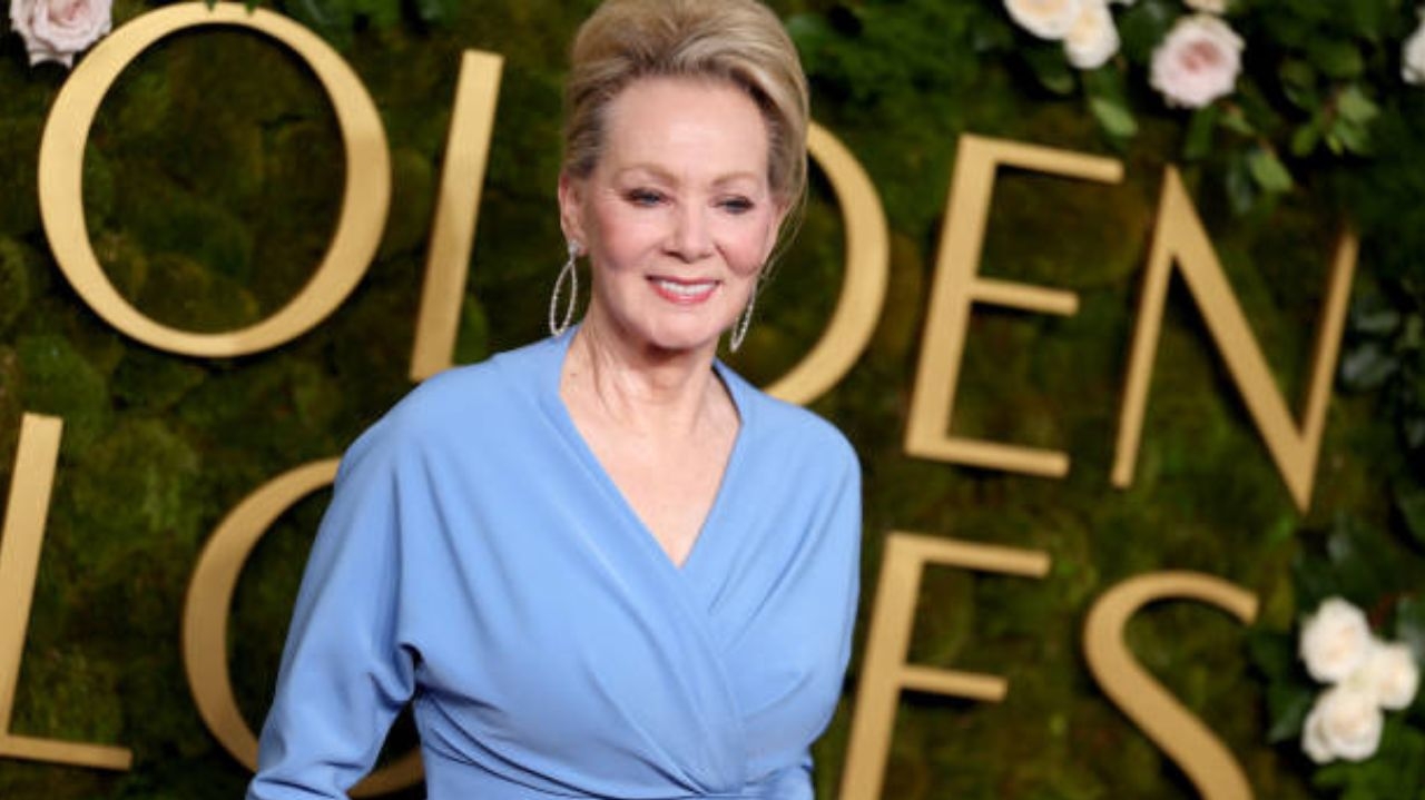 Globo de Ouro 2025: Jean Smart vence categoria de Melhor Atriz de TV de Musical ou Comédia