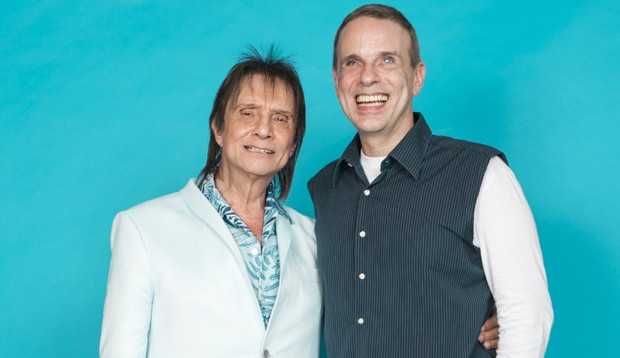 “/Grande ídolo na minha vida”/ diz Roberto Carlos após perder o filho