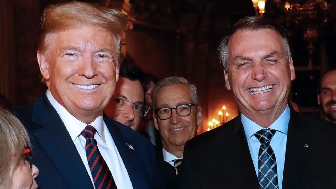 Alexandre de Moraes não permite que Bolsonaro viaje para a posse de Trump