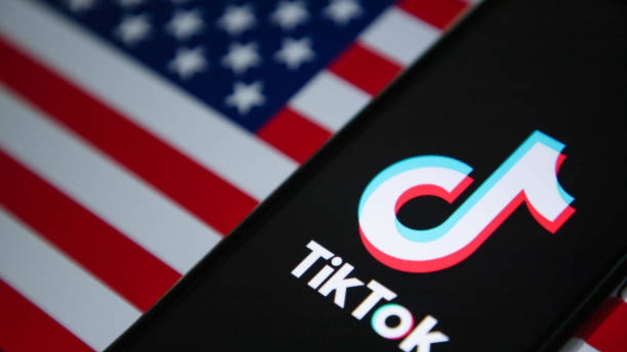 CEO do TikTok agradece ajuda de Donald Trump para seguir atuando nos EUA