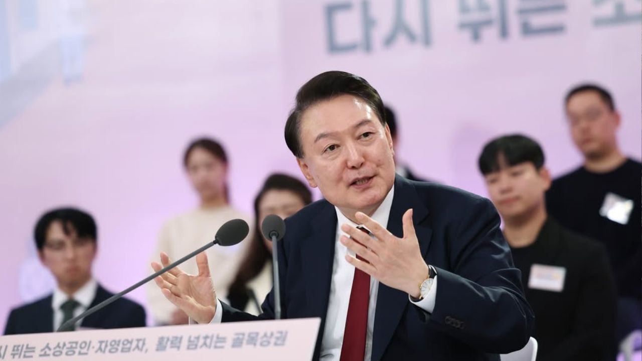 Presidente Yoon da Coreia do Sul se nega a realizar novo interrogatório