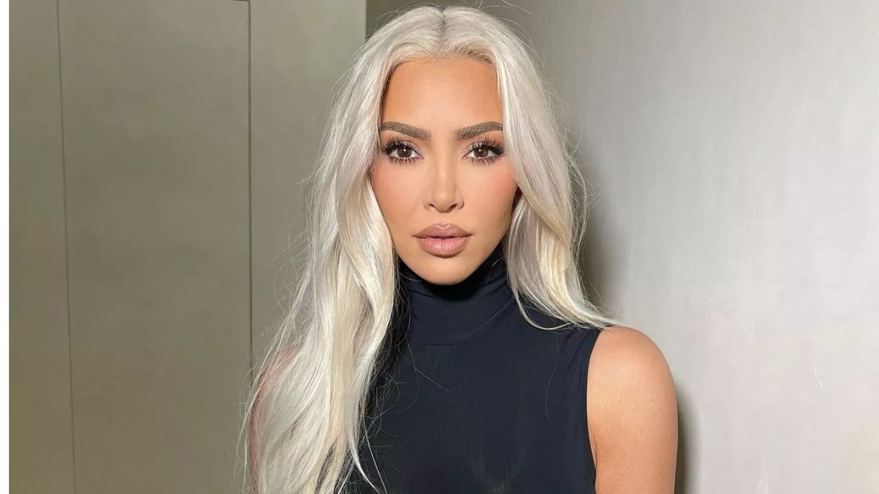 Descubra as cores de cabelo que transformam seu visual em 2025