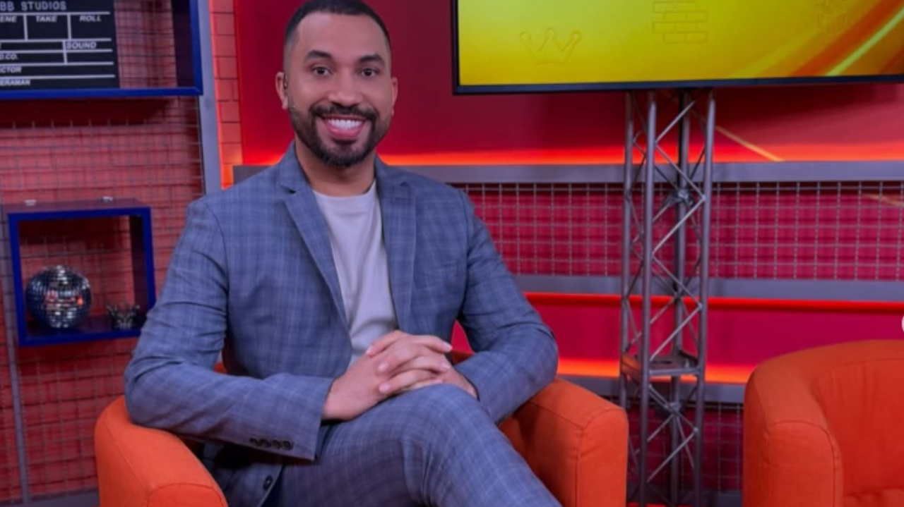 BBB 25: Gil Vigor retorna e emociona os participantes com surpresa especial