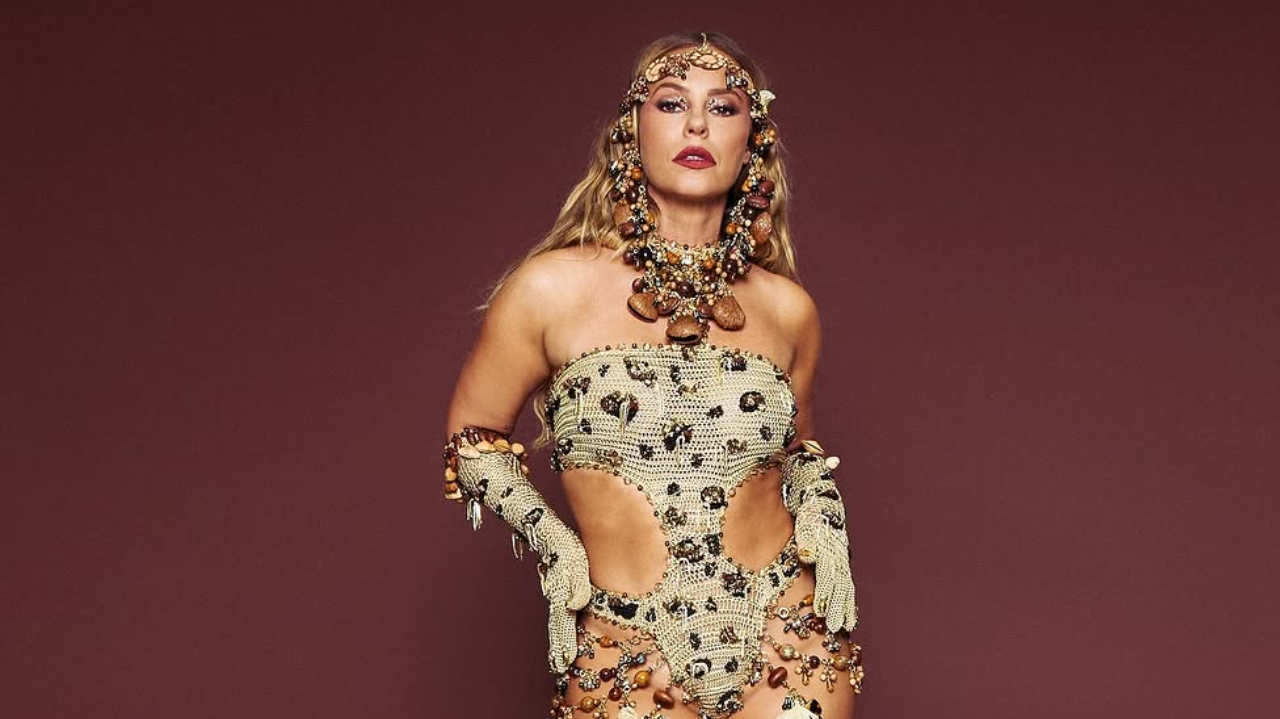 Paolla Oliveira se veste como cabocla e recebe elogios dos fãs