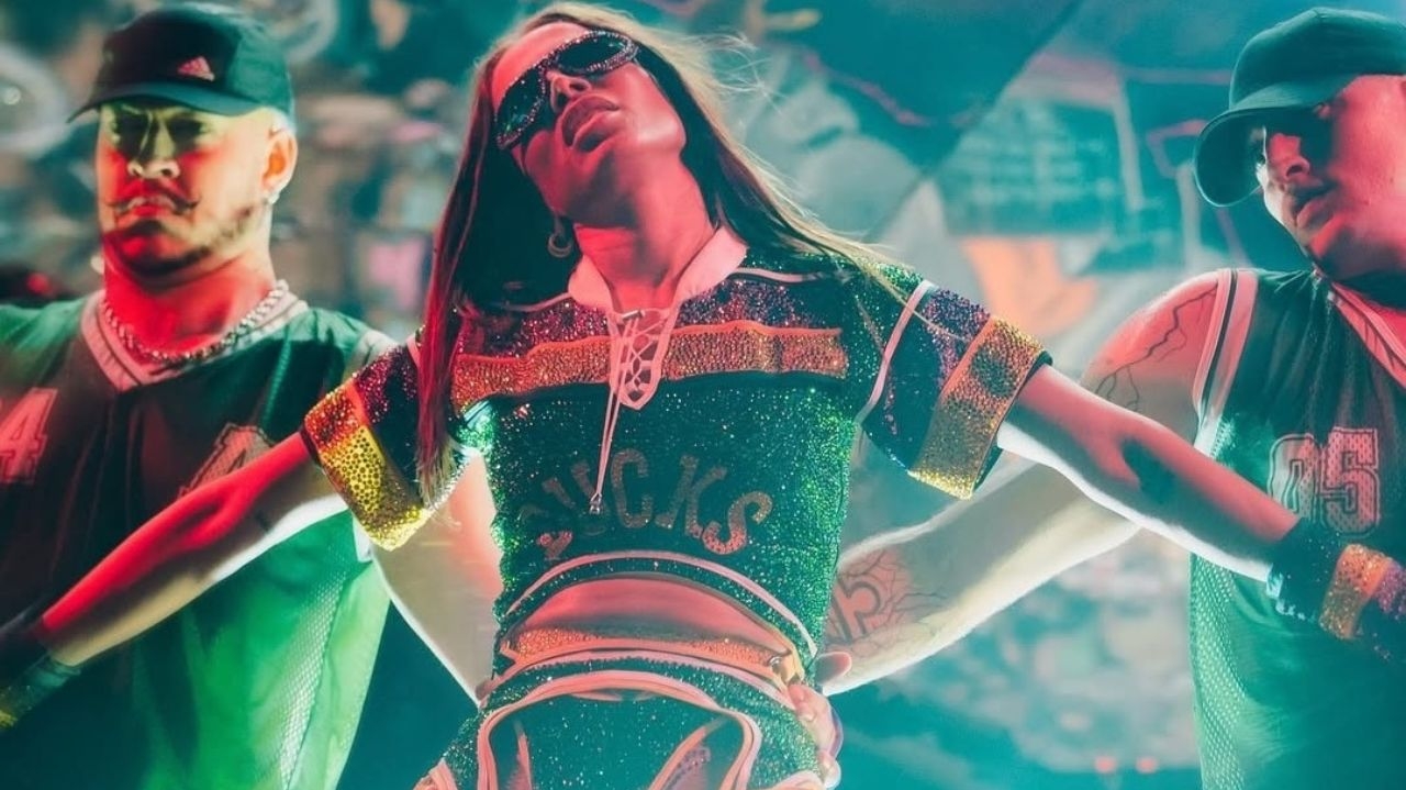 Anitta concorre em sete categorias no Prêmio Lo Nuestro 2025
