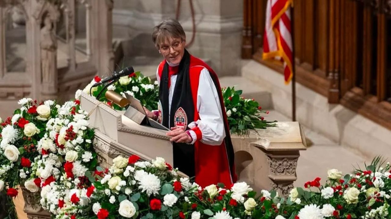 Bispa Mariann pede a Trump por misericórdia para comunidade LGBTQIA+ e de imigrantes