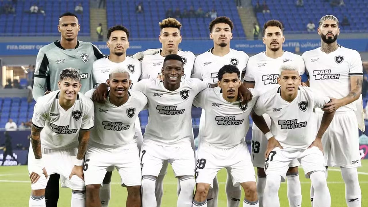 Com clássicos, time principal do Botafogo volta a atuar