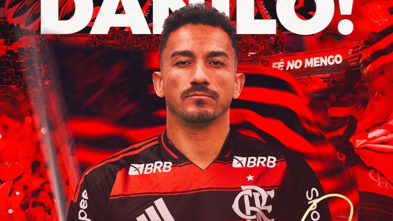 Flamengo formaliza contratação de Danilo