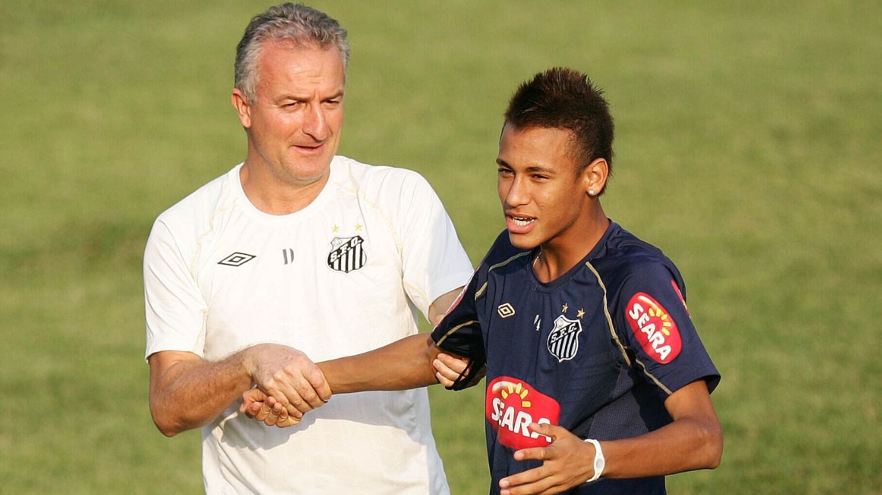 Dorival Júnior diz que Neymar pode voltar a ser protagonista no Santos