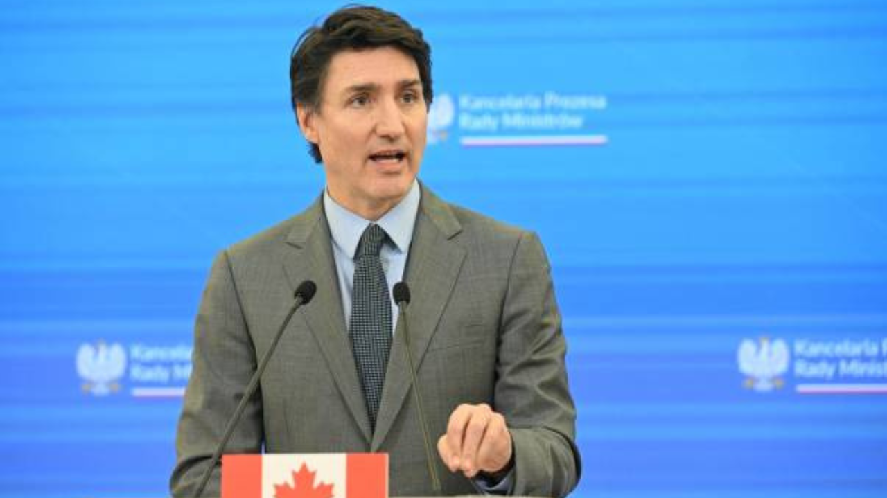 Trudeau afirma que taxará em 25% os produtos americanos
