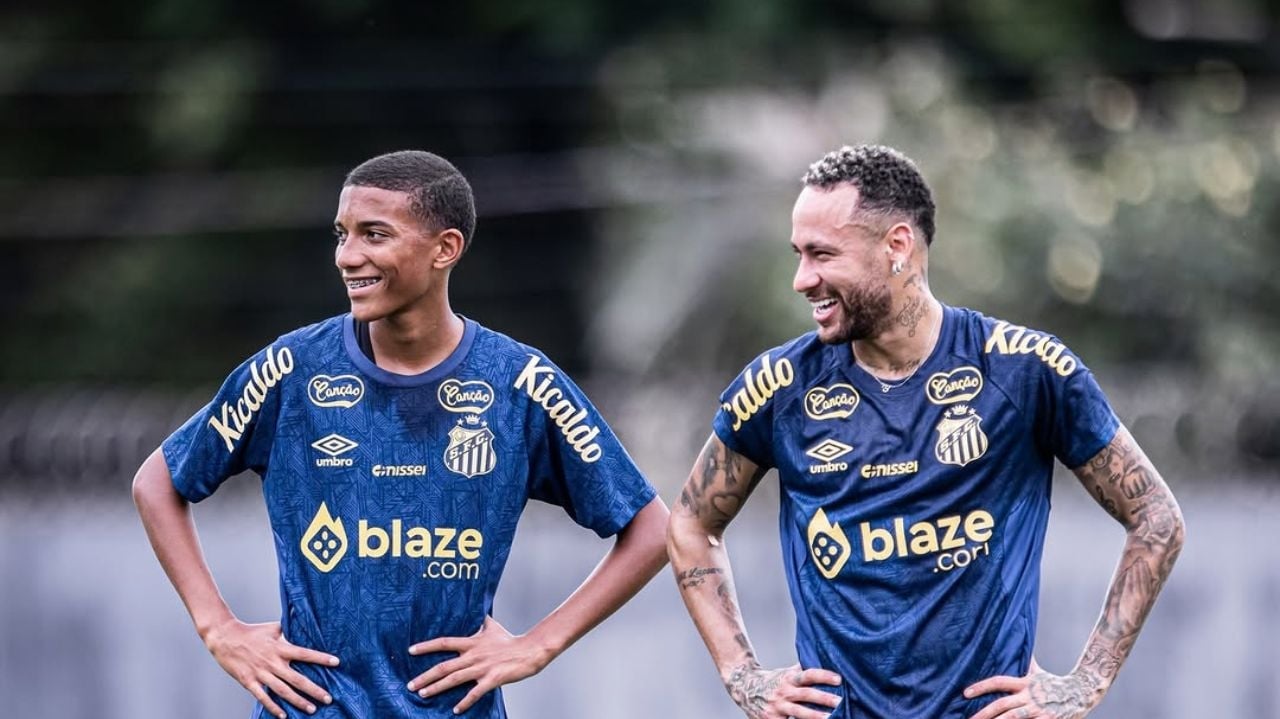 Neymar apoia Juninho, filho de Robinho, promessa do Santos
