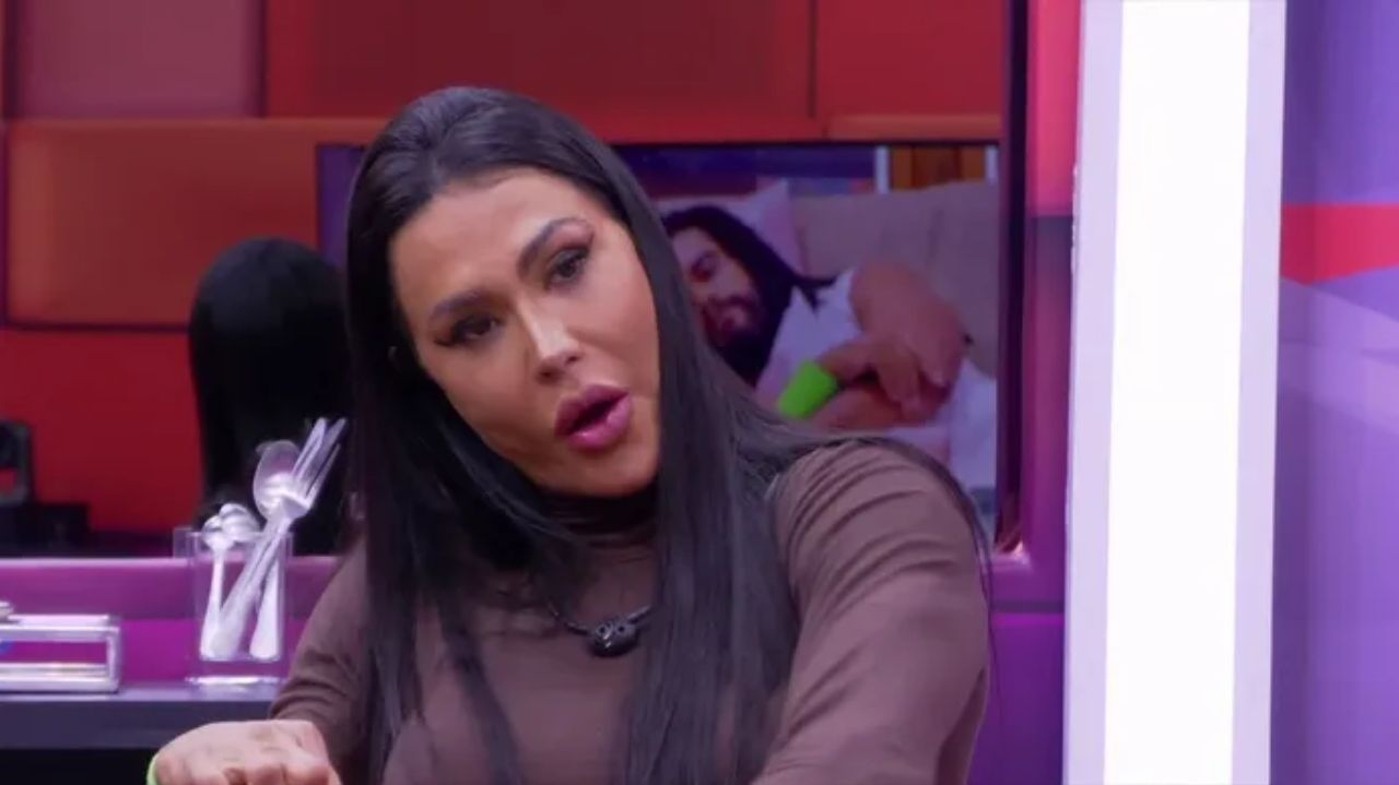 BBB 25: Gracyanne se irrita com falas de Diogo no quarto secreto