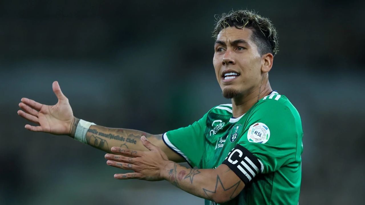 Fluminense sonda Firmino para o Mundial de Clubes