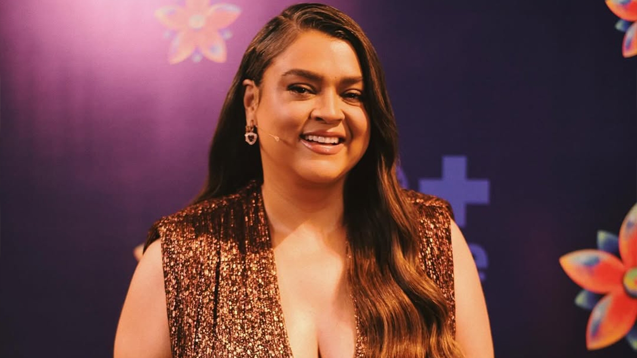 Preta Gil recebe alta hospitalar e mostra recepção da família