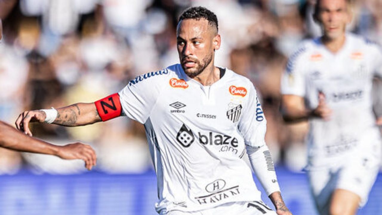 Santos terá Neymar como titular diante do Corinthians
