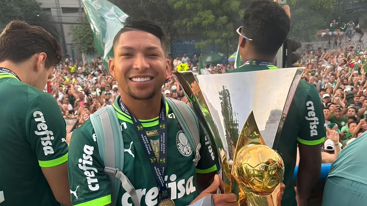 Rony fecha com Atlético-MG e deixa o Palmeiras
