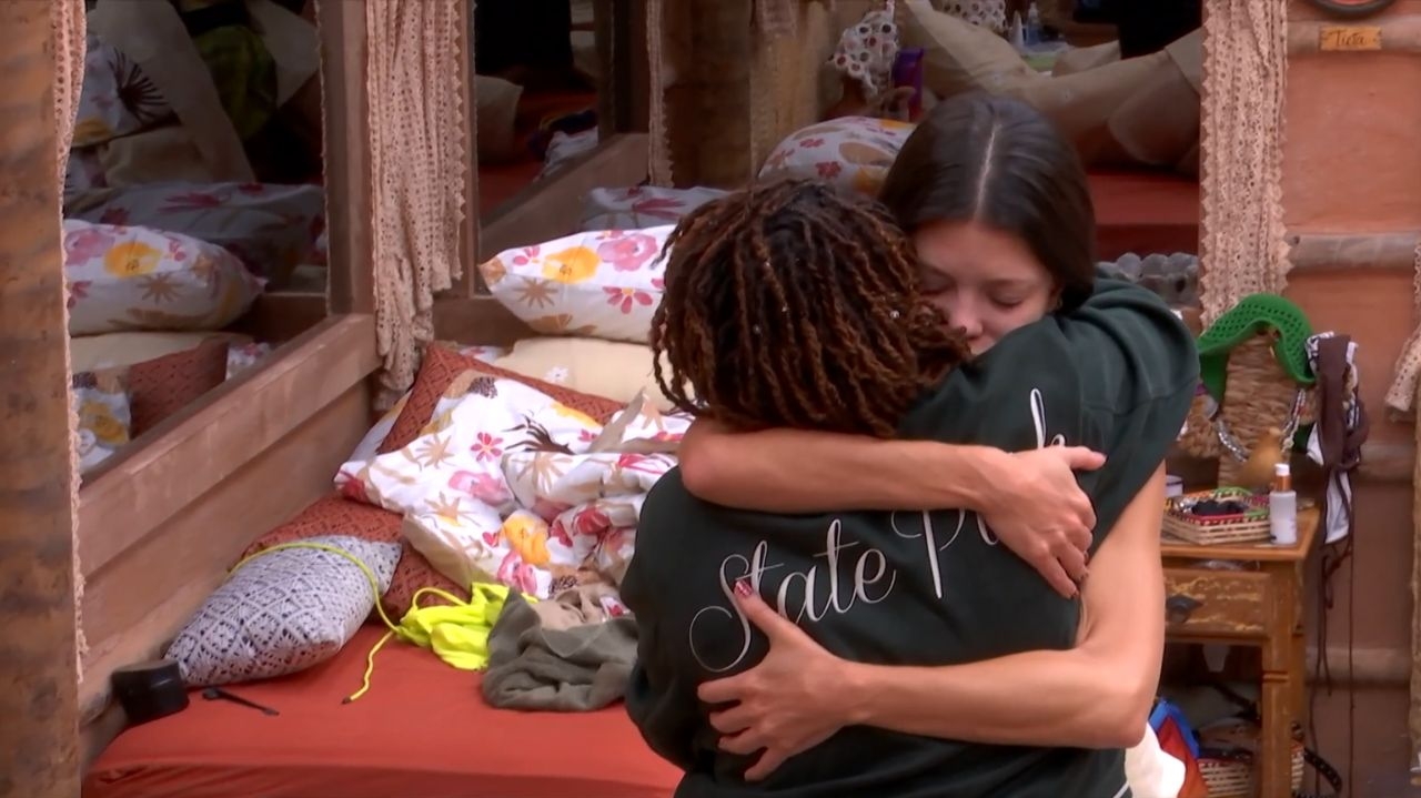 BBB 25: “Não precisa se humilhar”, diz Mateus para Vitória após ela se desculpar com Thamiris