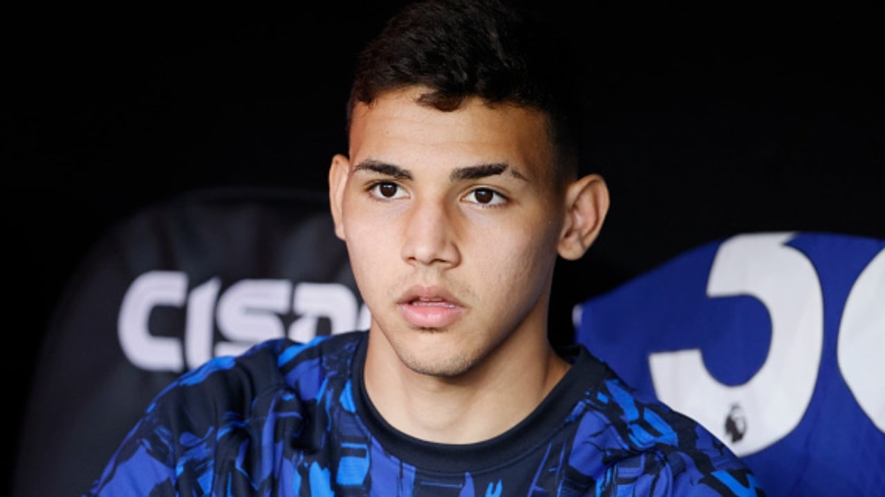 Deivid Washington é emprestado ao Santos pelo Chelsea e clube aguarda sua chegada