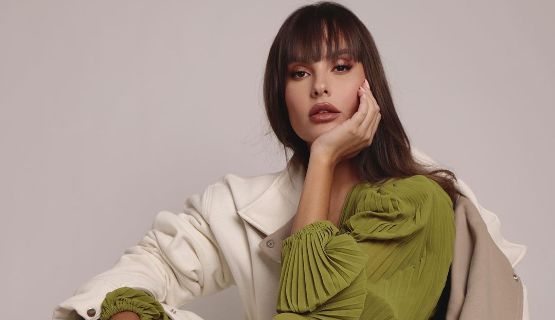 Após críticas por sua dicção, Thaís do “/BBB 21″/ inicia curso de oratória