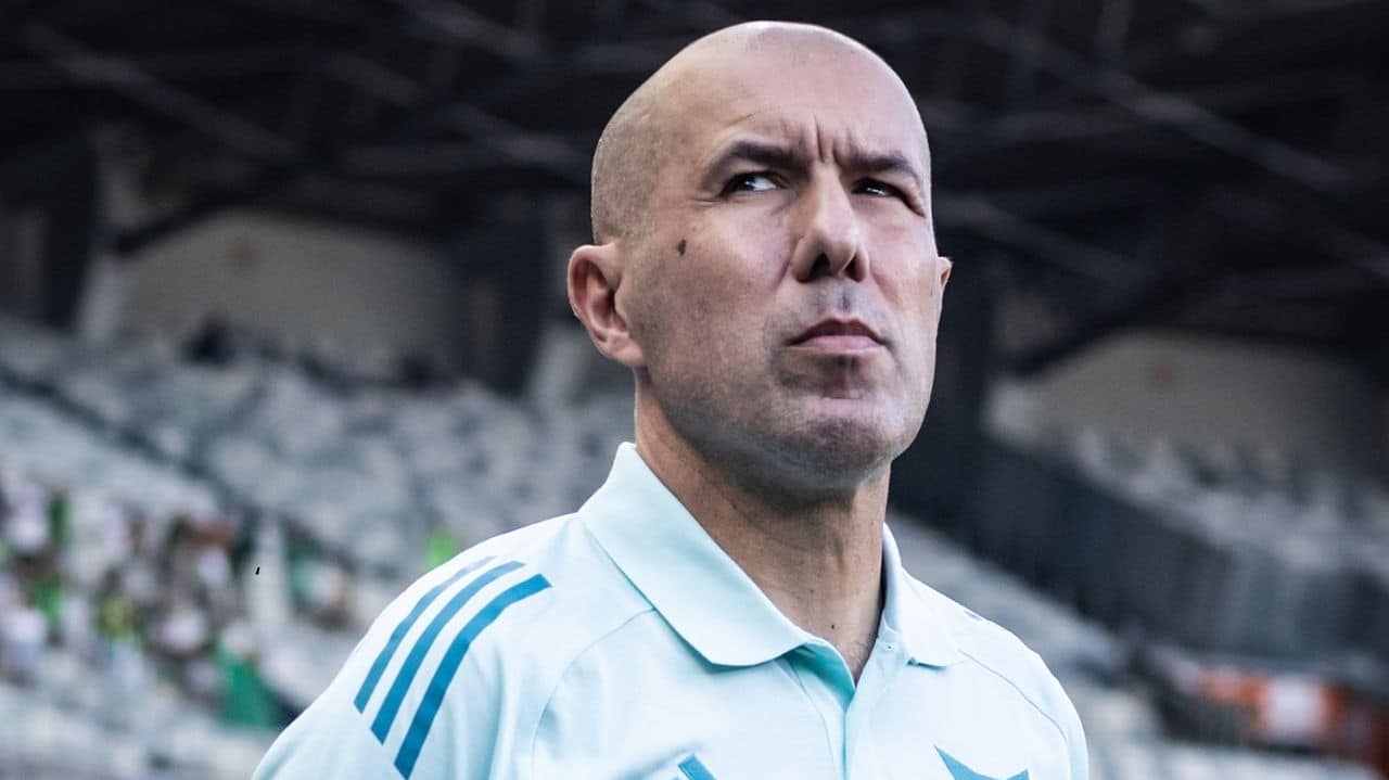 Cruzeiro corre contra o tempo para reforçar ataque antes do fechamento da janela