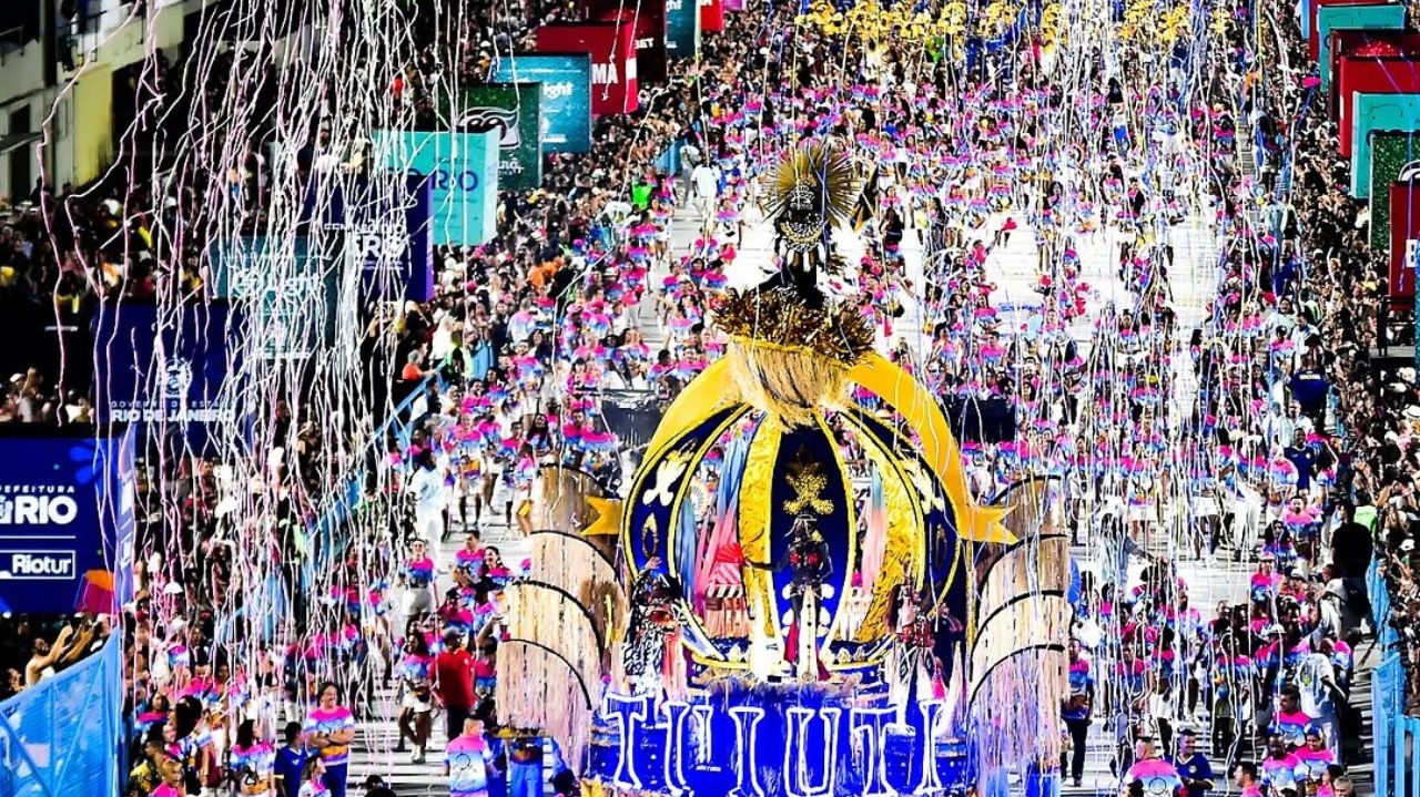 Sapucaí recebe sinal verde do Corpo de Bombeiros para receber os desfiles