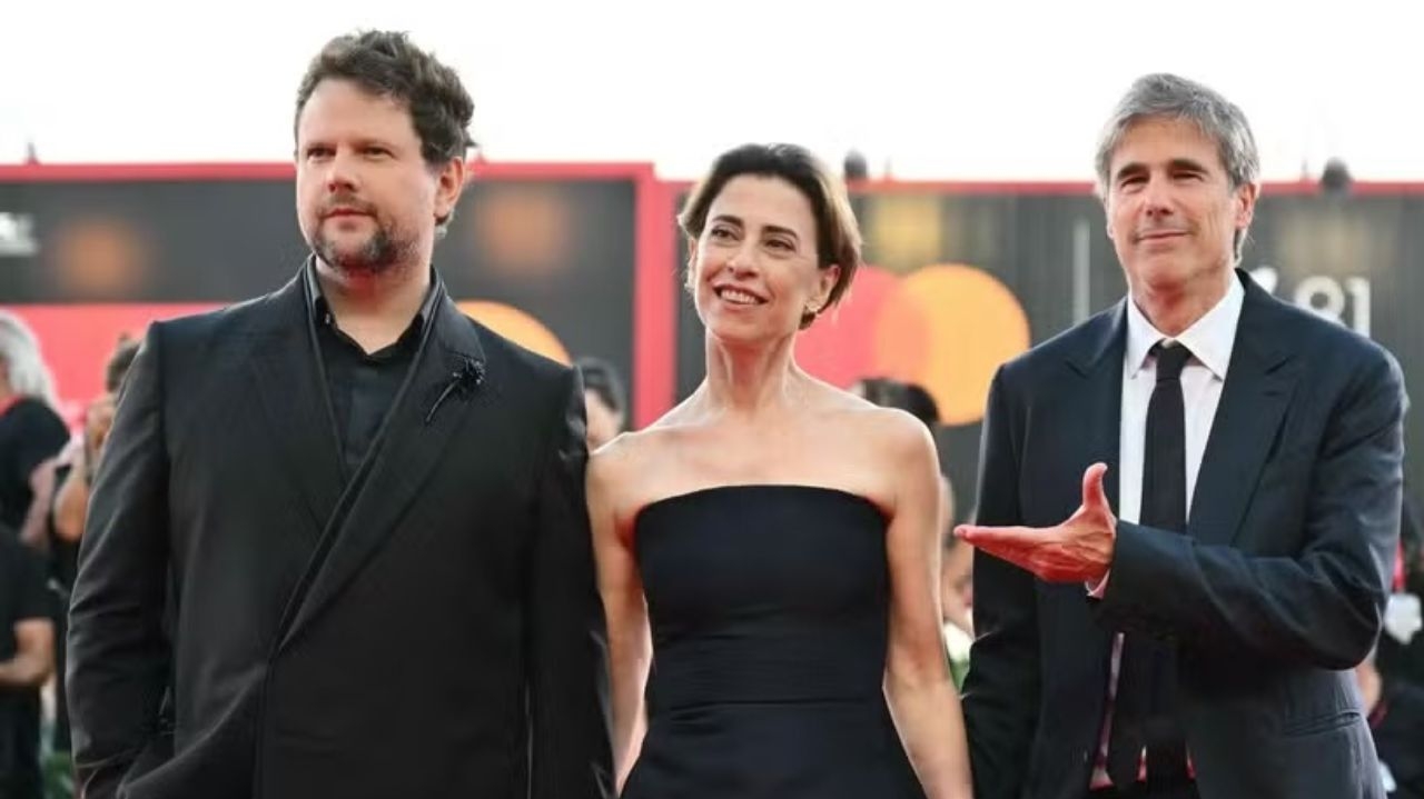 Crítica do “The Guardian” diz que “Ainda Estou Aqui” é favorito ao Oscar de melhor internacional