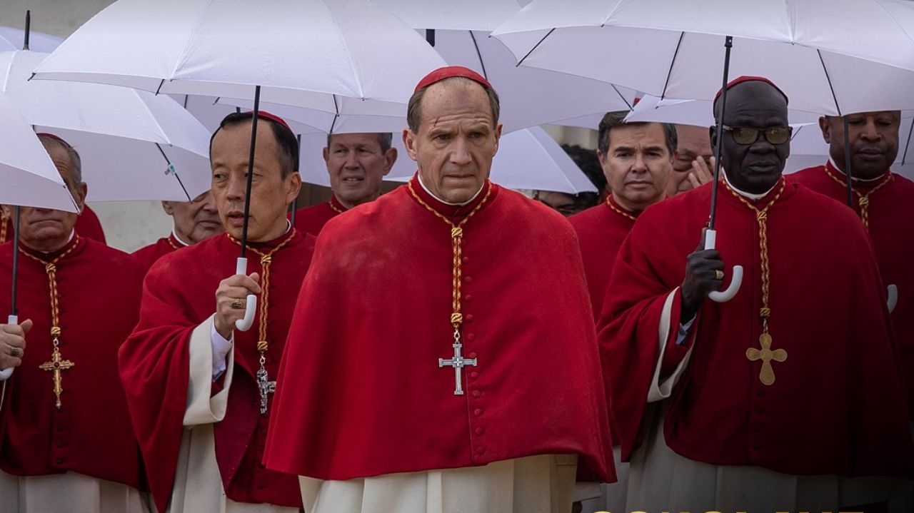 Oscar 2025: Filme de Ralph Fiennes não escolhido por achismo de votantes