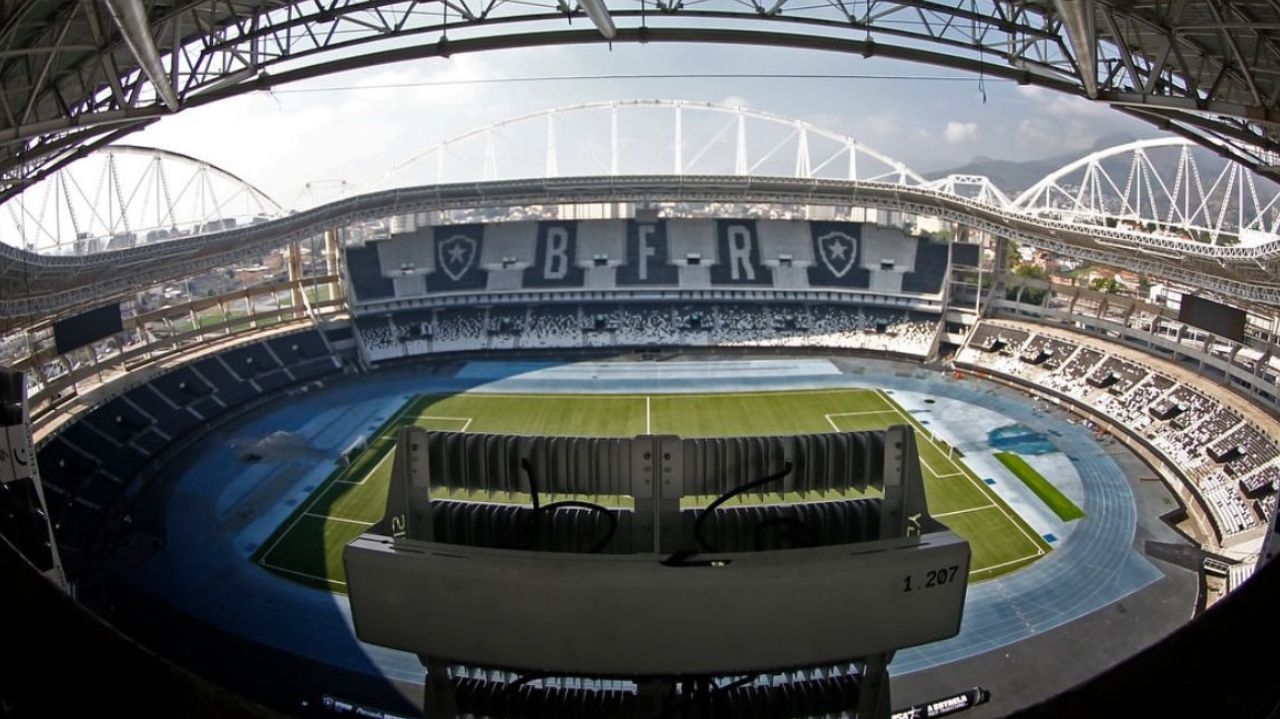 Bepe libera setores interditados após Ferj mudar o horário do duelo entre Vasco e Flamengo