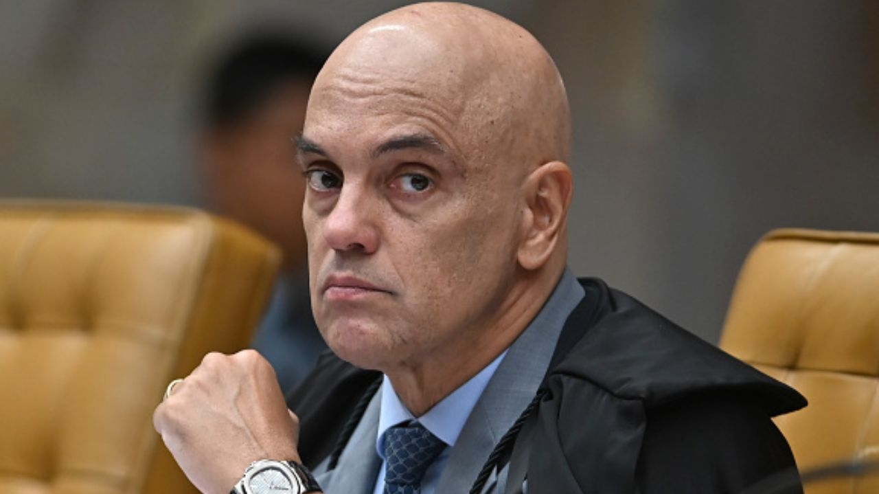 Moraes responde as críticas dos EUA ao STF, afirmando a soberania do Brasil