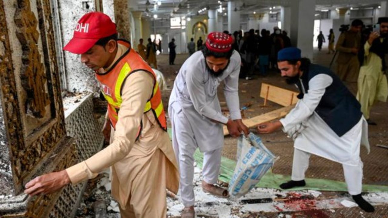 Seis pessoas morrem em ataque a bomba no Paquistão