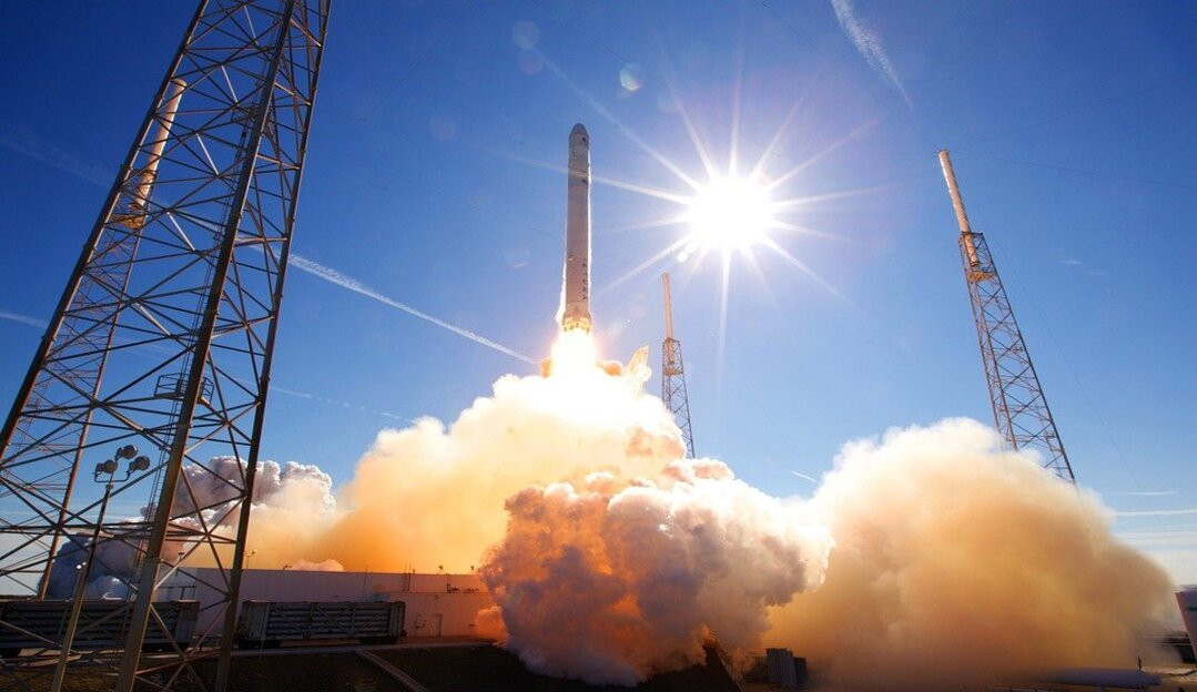 SpaceX lançará 1° tripulação inteiramente civil à órbita da Terra