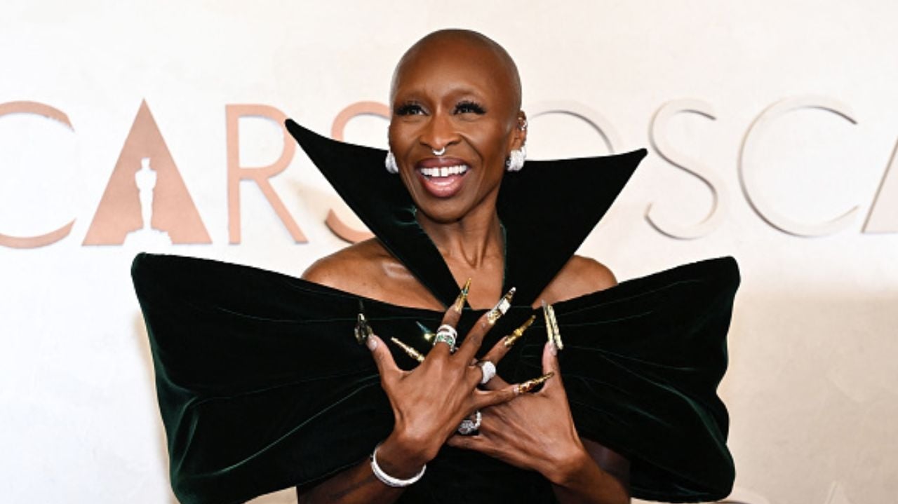 Oscar 2025: Cynthia Erivo entrega talento e bom gosto no red carpet