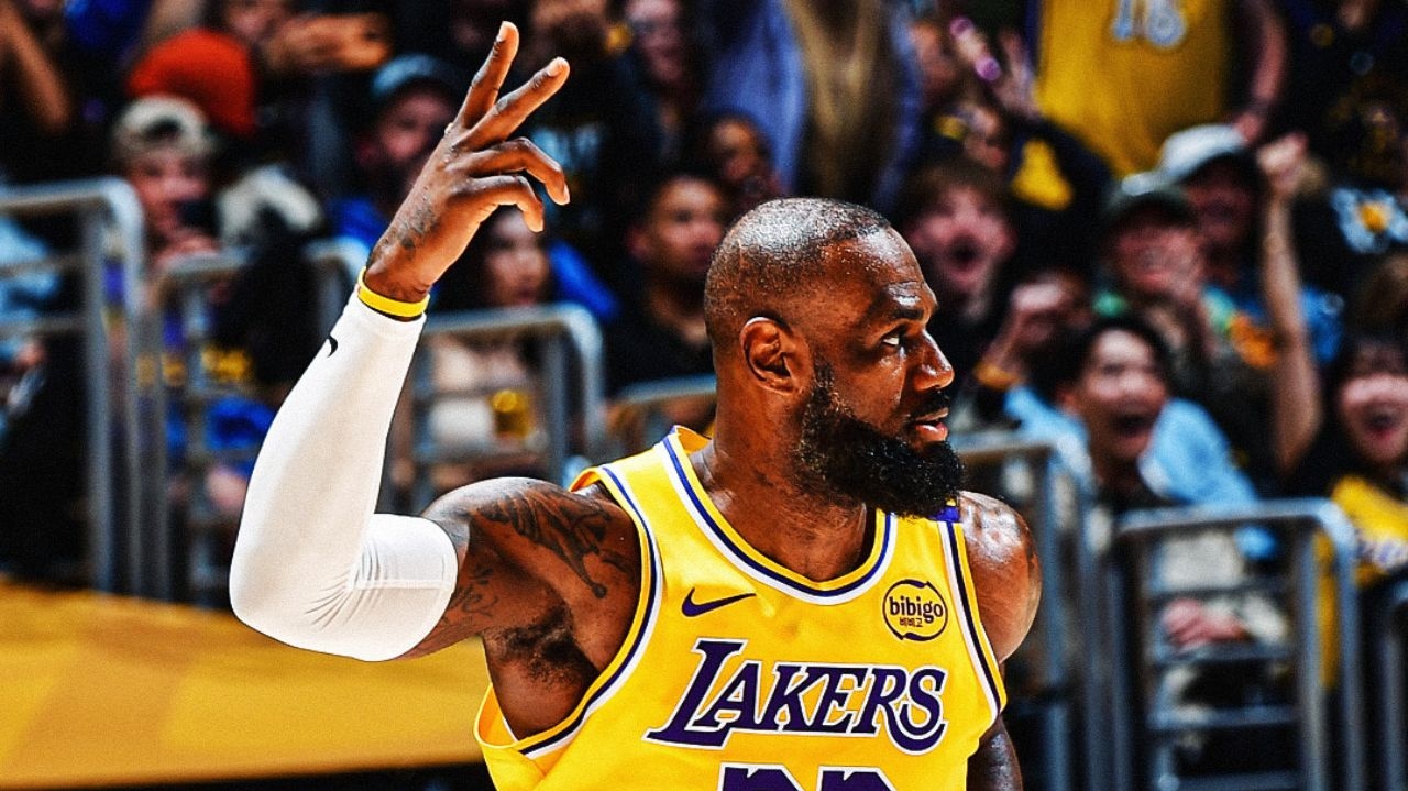 LeBron faz história na NBA e se isola na liderança de cestinhas da liga