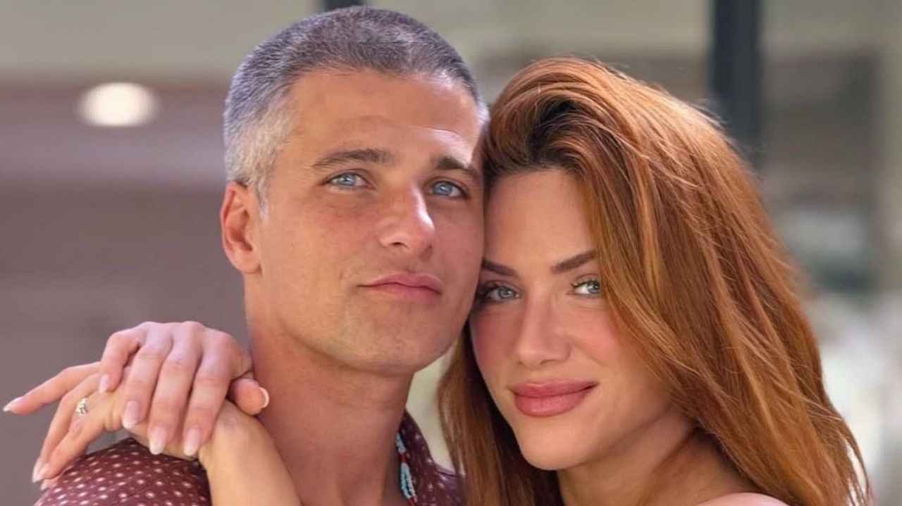 Giovana Ewbank e Bruno Gagliasso celebram os 15 anos de casado em viagem romântica à Paris