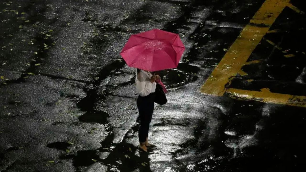 Rio de Janeiro tem terceira noite seguida com chuva