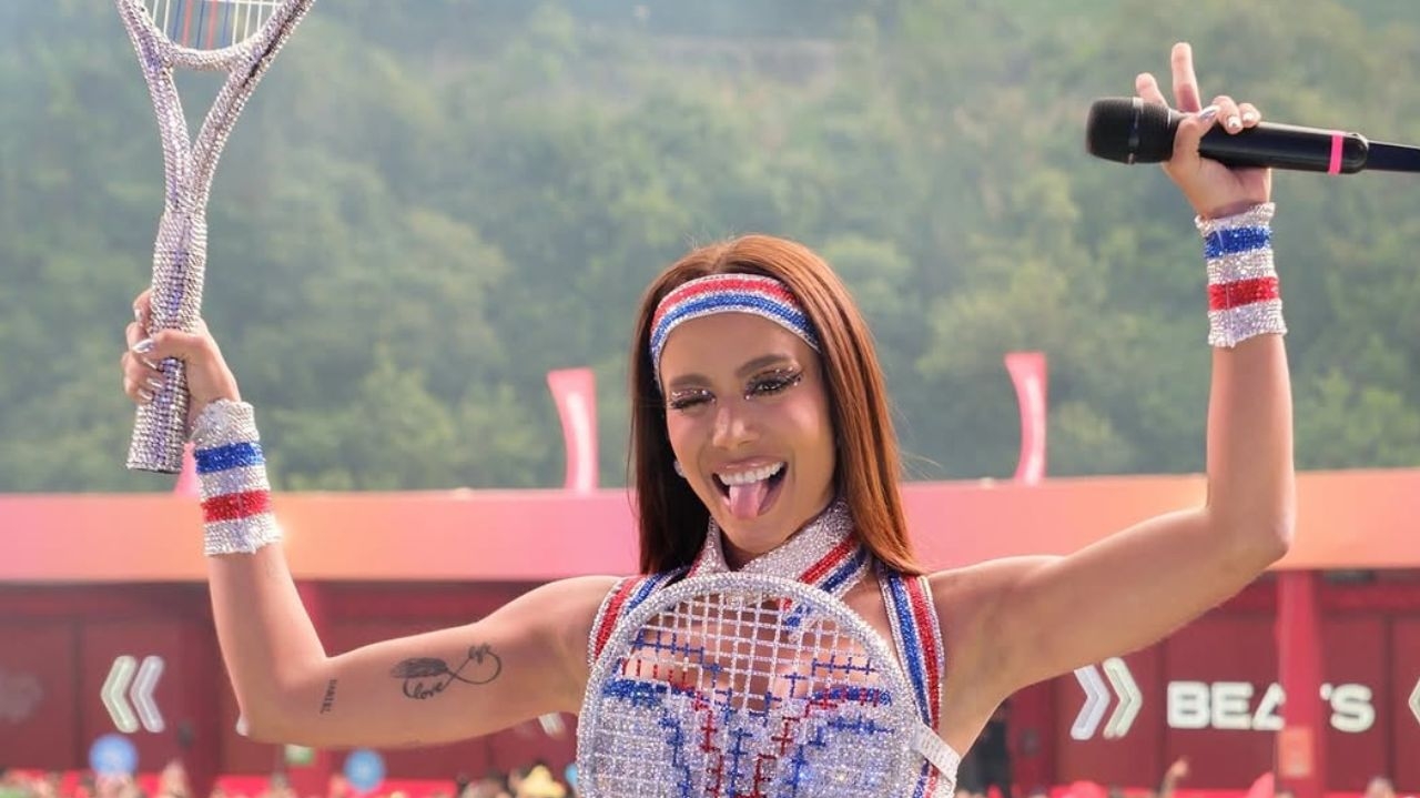 Cantora Anitta divulgou em um programa de TV detalhes de sua performance no Coachella