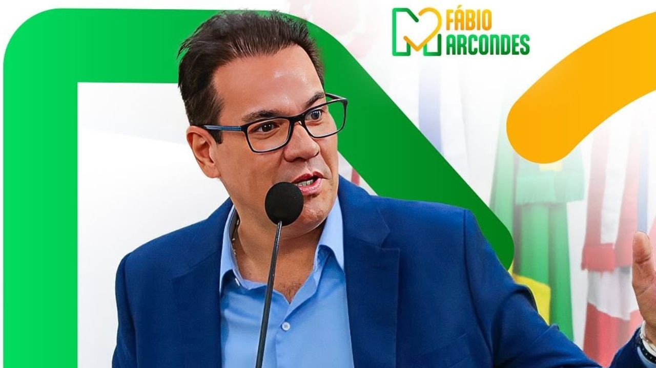 Vice-prefeito de Rio Preto volta ao cargo mas investigação de injúria racial segue em curso