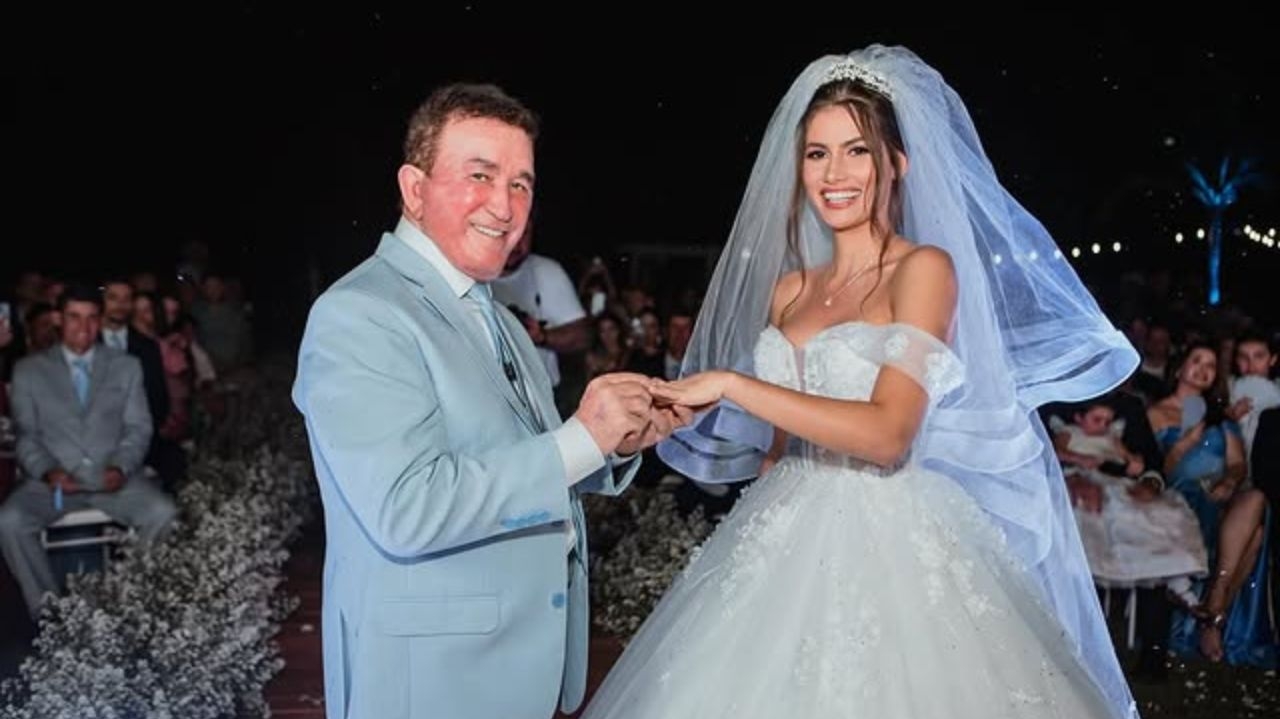 Amado Batista e Calita Franciele irão para a Bahia na lua de mel