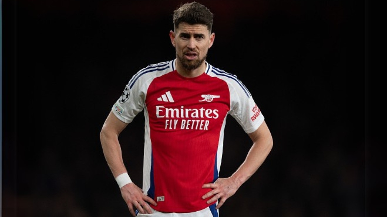 Jorginho chega ao Rio de Janeiro para conhecer a cidade e decidir futuro