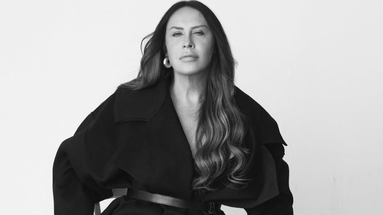 “Menos racista que Ghandi”: Karla Sofía Gascón faz comentário polêmico e ferve web