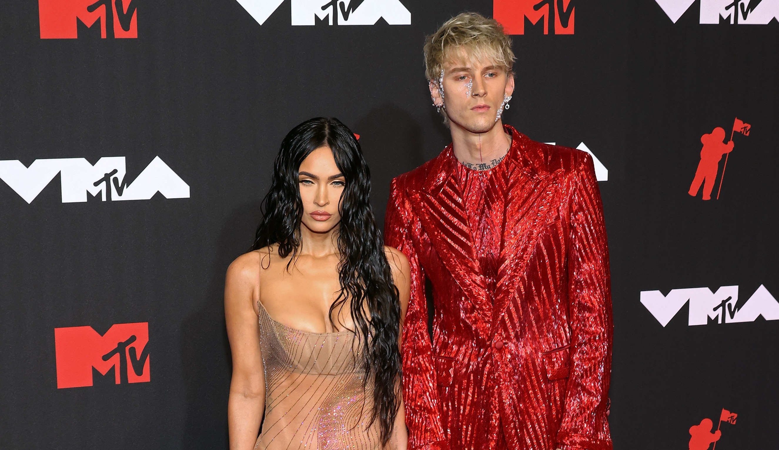 Direct enviado a Megan Fox foi o motivo da briga no VMA 2021