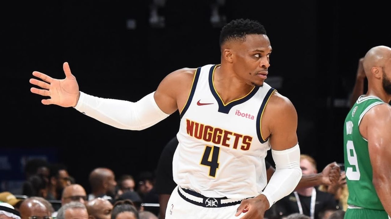 Westbrook se torna o 20° maior pontuador da história da NBA