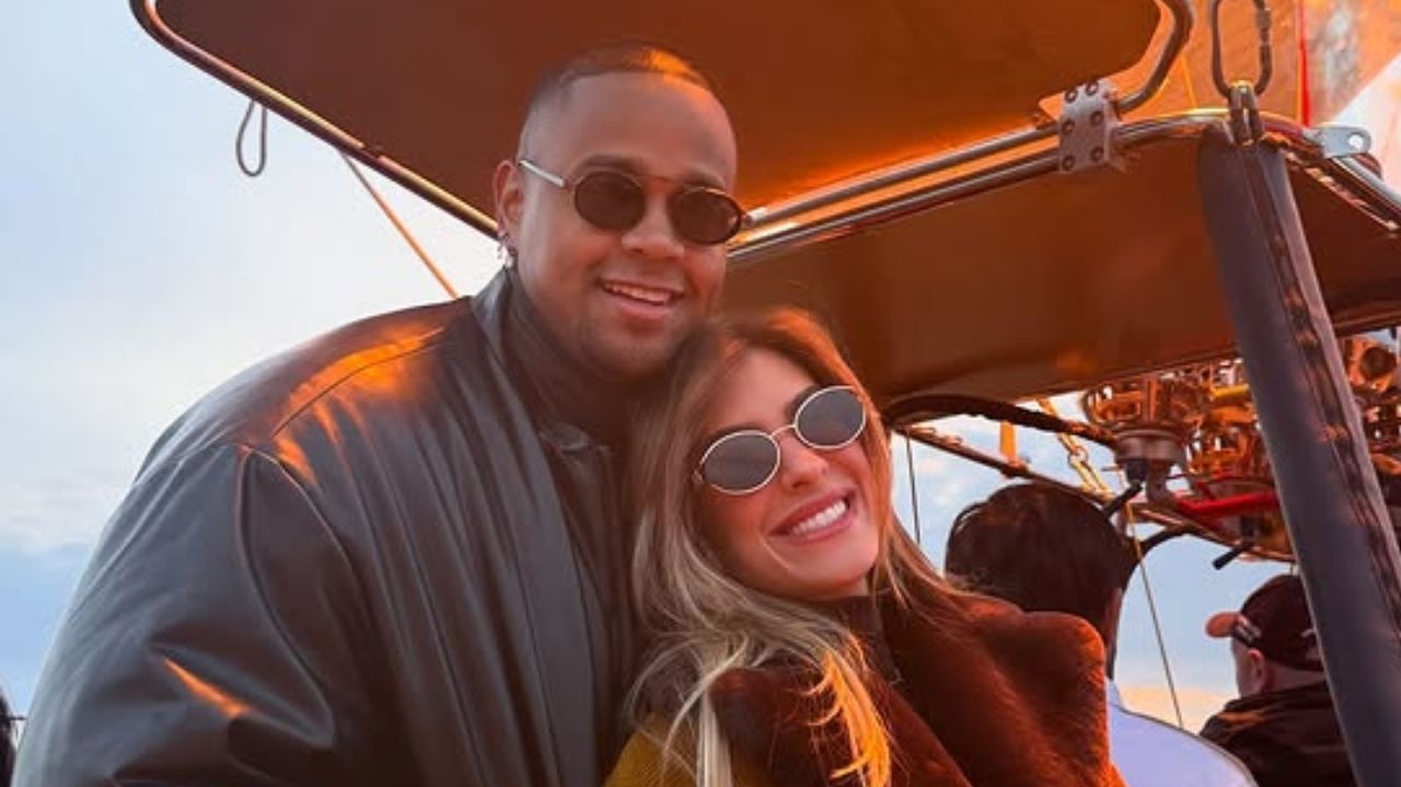 Léo Santana e Lore Improta fazem viagem romântica para Turquia