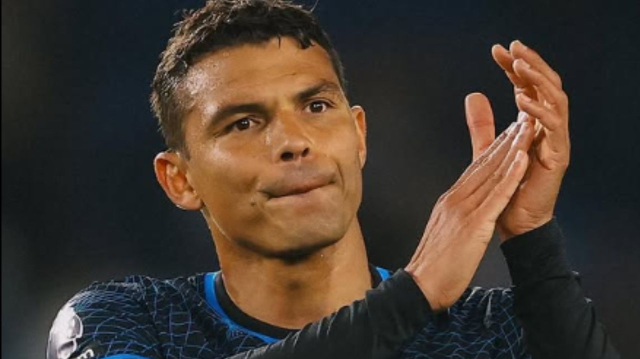 Thiago Silva é visto como lenda no Chelsea e entra no time histórico do clube